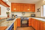 Spacious kitchen for a one bedroom townhome in Keystone